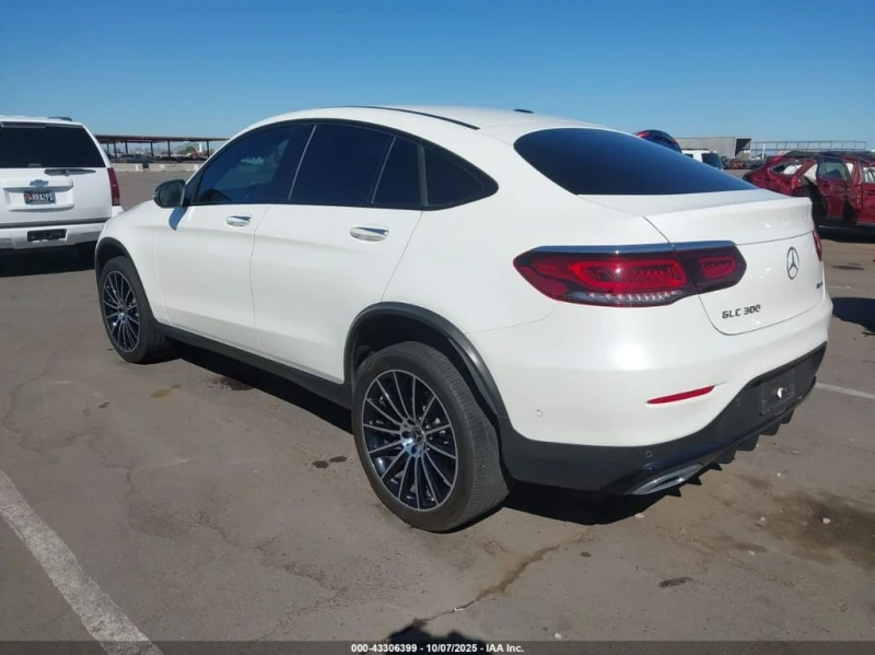 Mercedes-Benz GLC 300 * 4MATIC COUPE * CARFAX * БЕЗ ПЪРВОНАЧАЛНА ВНОСКА, снимка 3 - Автомобили и джипове - 52655893