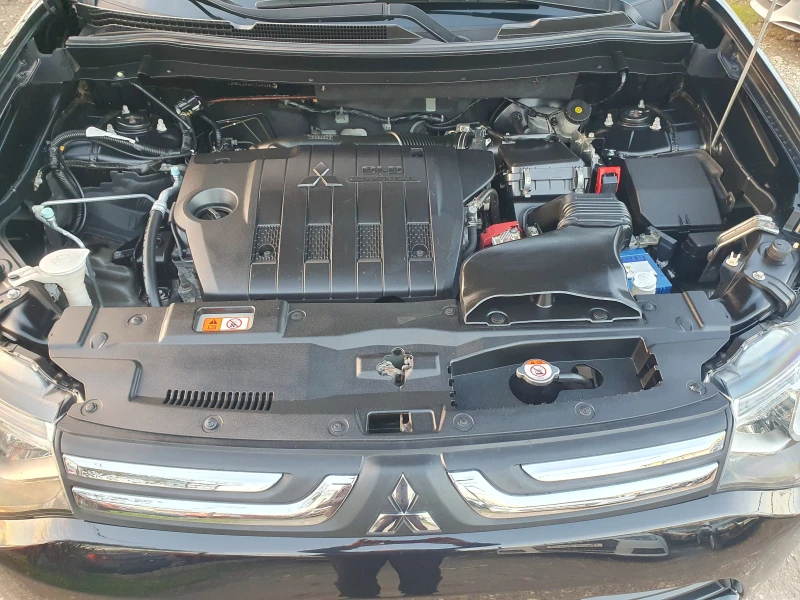 Mitsubishi Outlander 2.2D АВТОМАТИК НОВИ ГУМИ 4x4 КАМЕРА NAVI, снимка 16 - Автомобили и джипове - 53125614