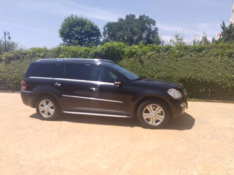 Mercedes-Benz GL 320, снимка 9 - Автомобили и джипове - 53248011