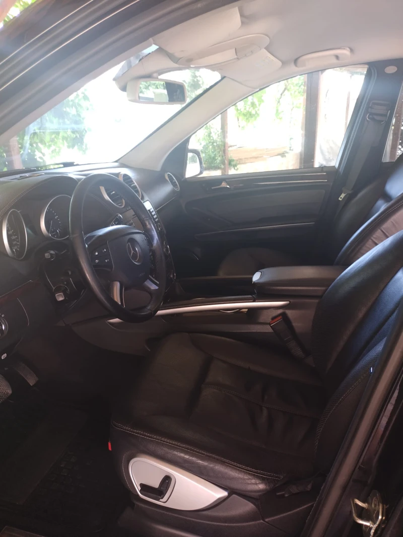 Mercedes-Benz GL 320, снимка 6 - Автомобили и джипове - 53248011