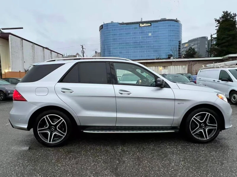 Mercedes-Benz GLE 43 AMG * AMG Line * HeadUp * * AвтоКредит* (ЦЕНА ДО БГ), снимка 8 - Автомобили и джипове - 53471863