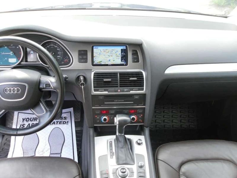 Audi Q7 * quattro 4dr 3.0L TDI Progressiv CLEAN CARFAX * C, снимка 8 - Автомобили и джипове - 53529085