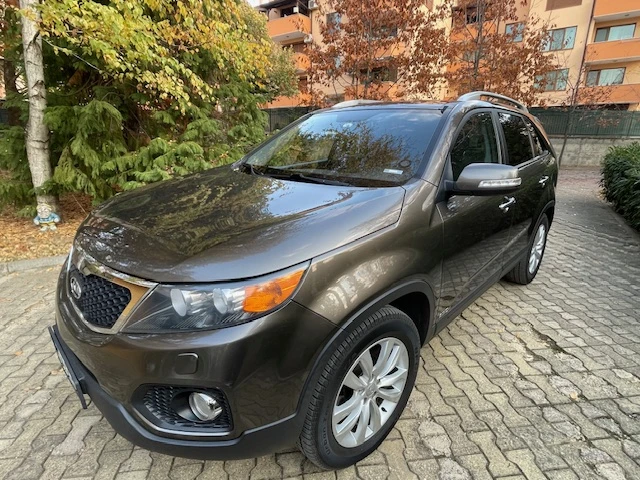 Kia Sorento, снимка 4 - Автомобили и джипове - 54623238
