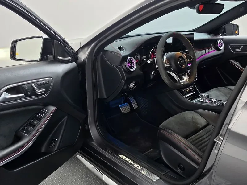 Mercedes-Benz GLA 45 AMG 4Matic, снимка 10 - Автомобили и джипове - 56067382