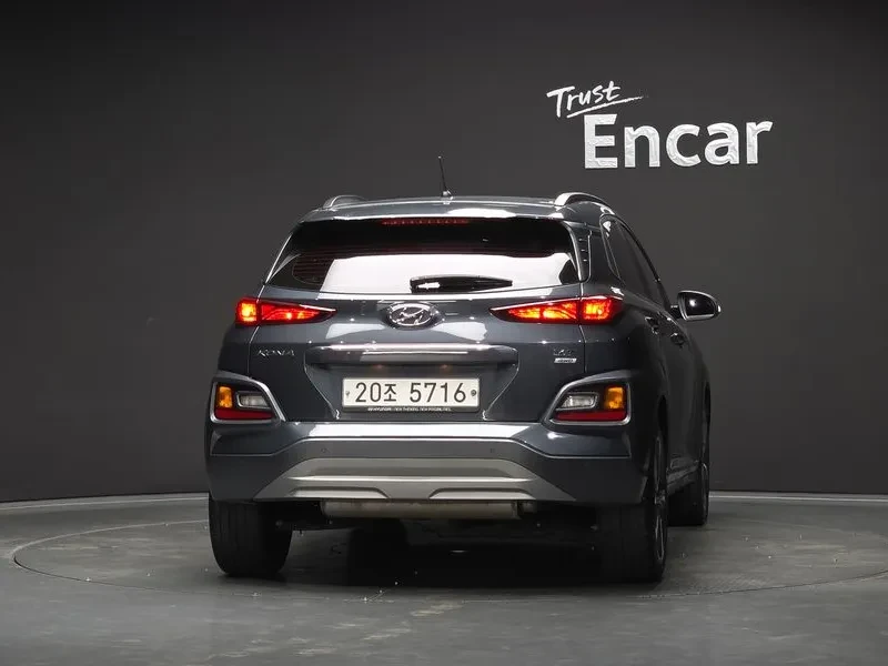 Hyundai Kona 1.6 Turbo 4Wd Modern Art, снимка 4 - Автомобили и джипове - 56129879