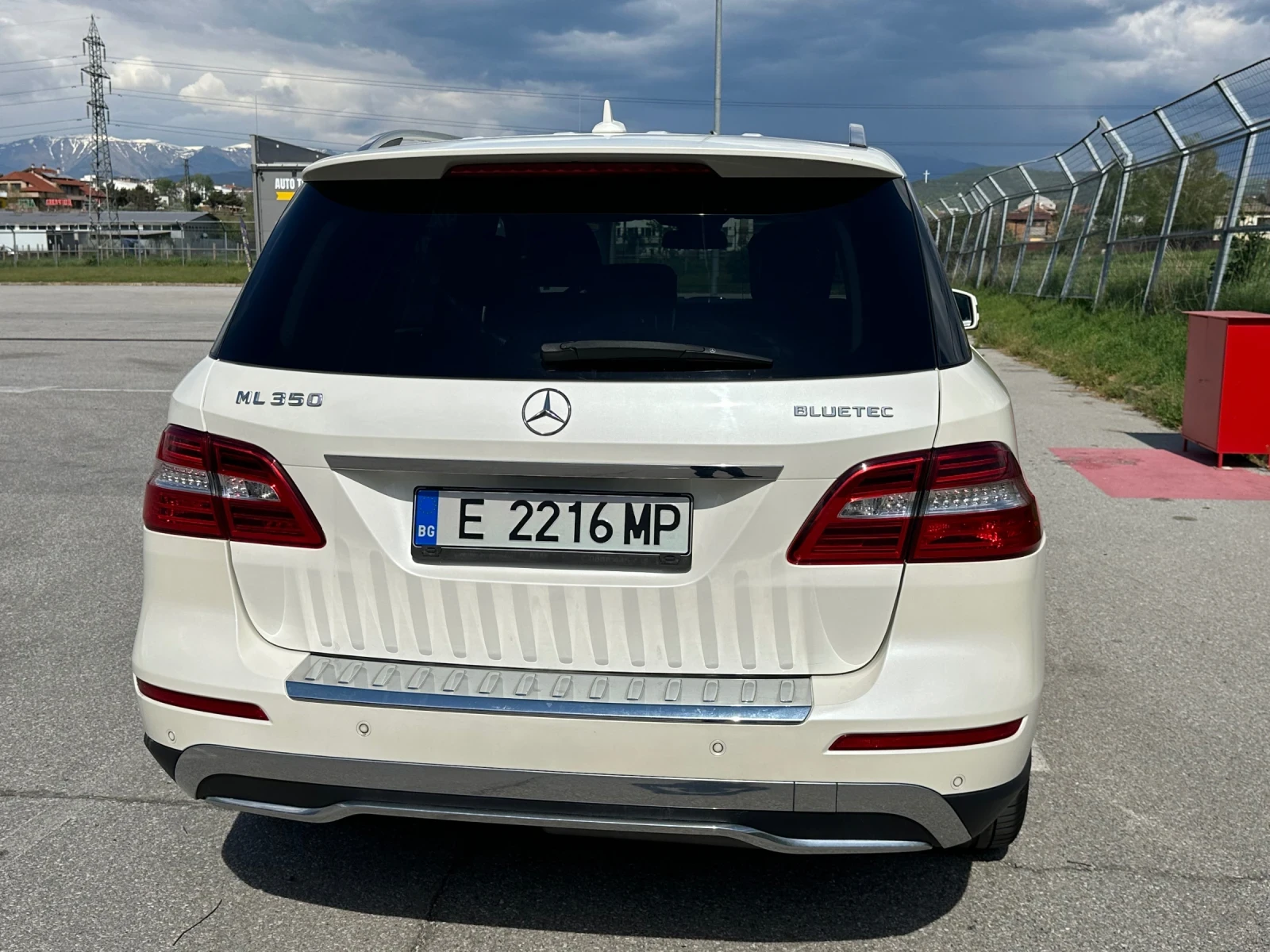 Mercedes-Benz ML 350  - изображение 3