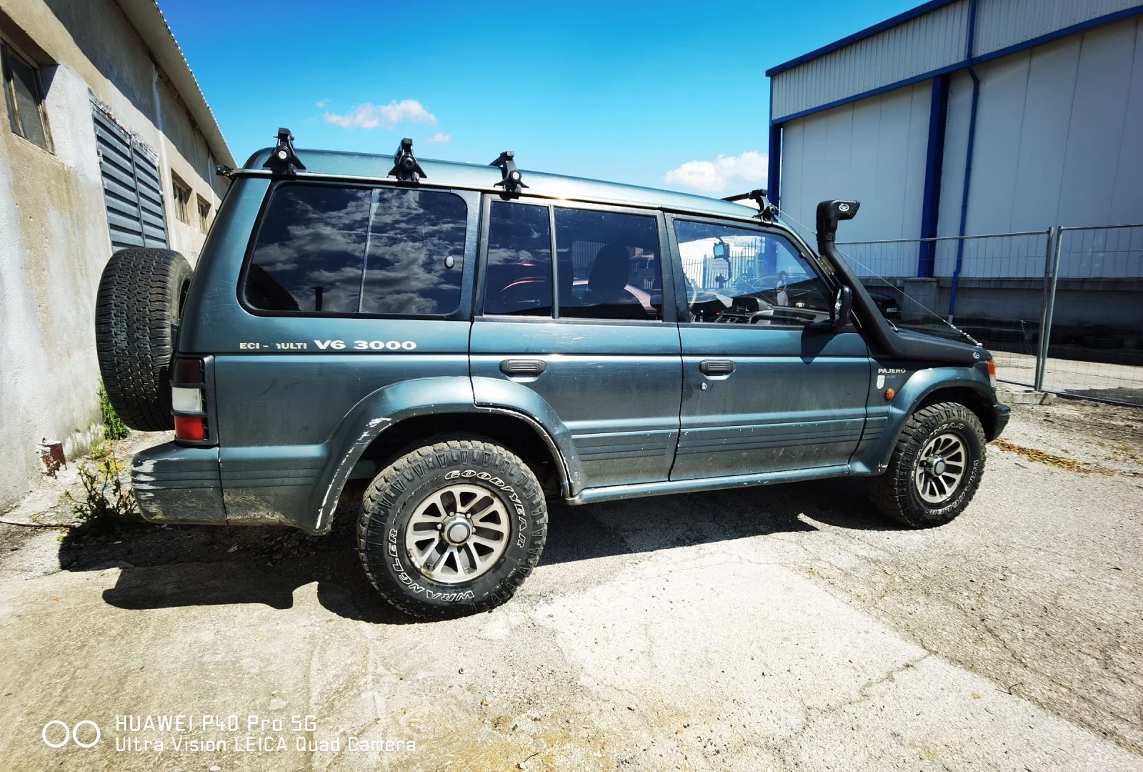 Mitsubishi Pajero 3.0 - изображение 3