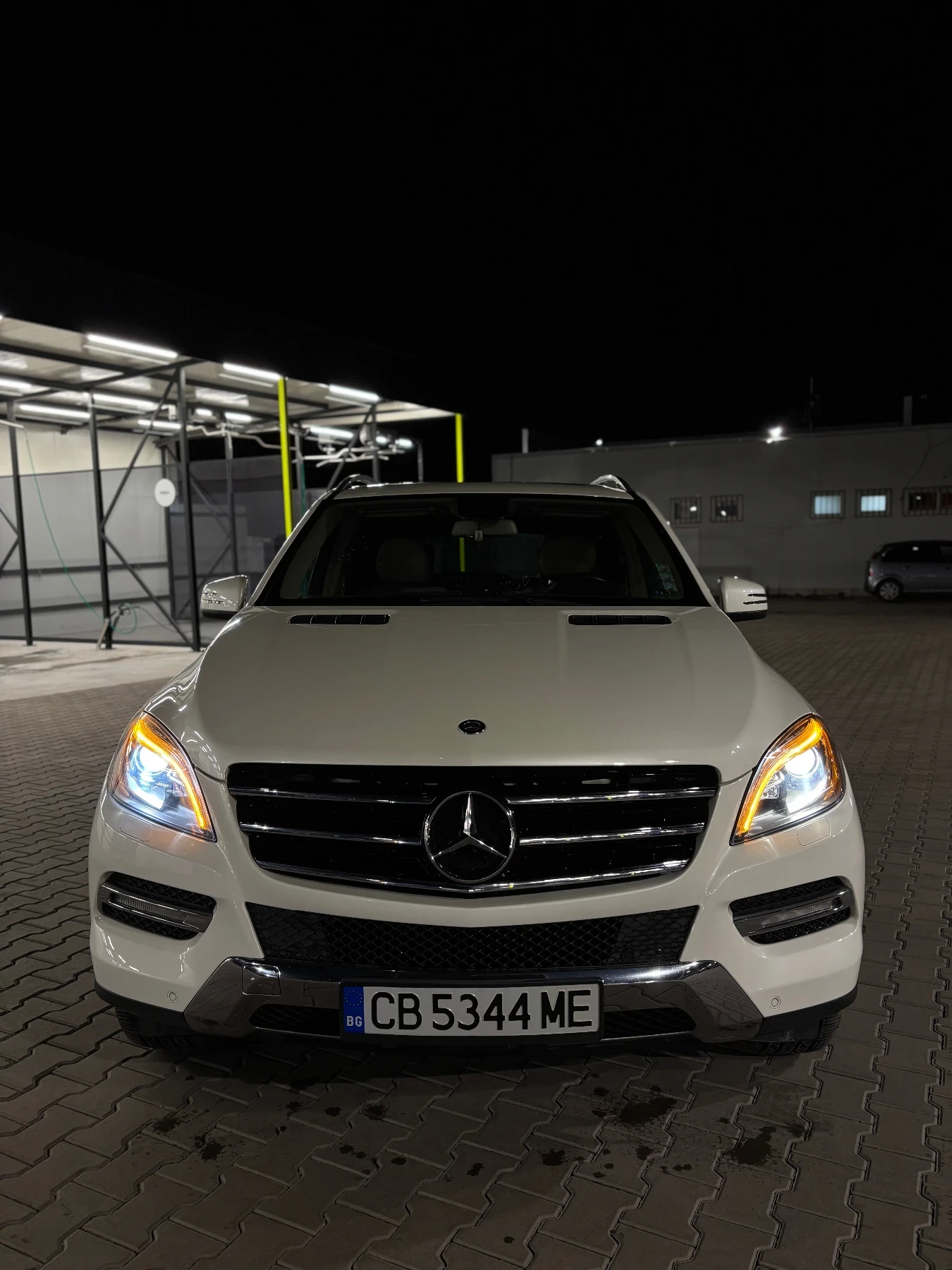 Mercedes-Benz ML 350  - изображение 3
