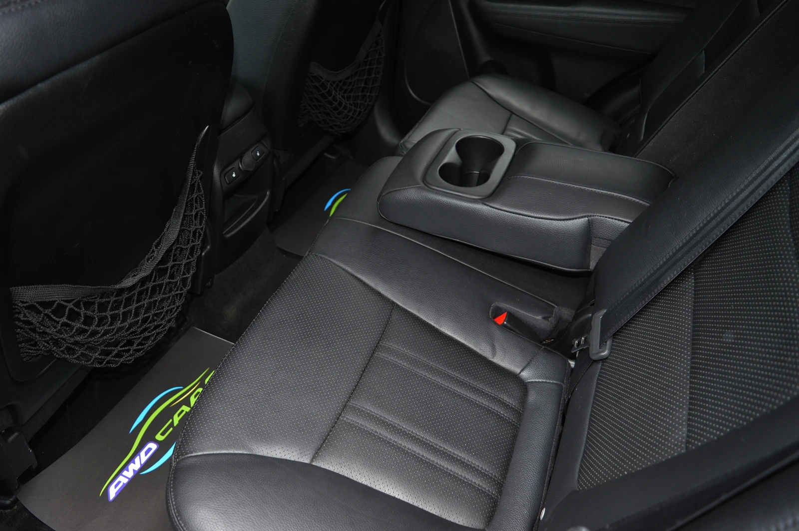 Kia Sorento 2.4i AWD - PANORAMA - FULL - ШВЕЙЦАРИЯ - изображение 9