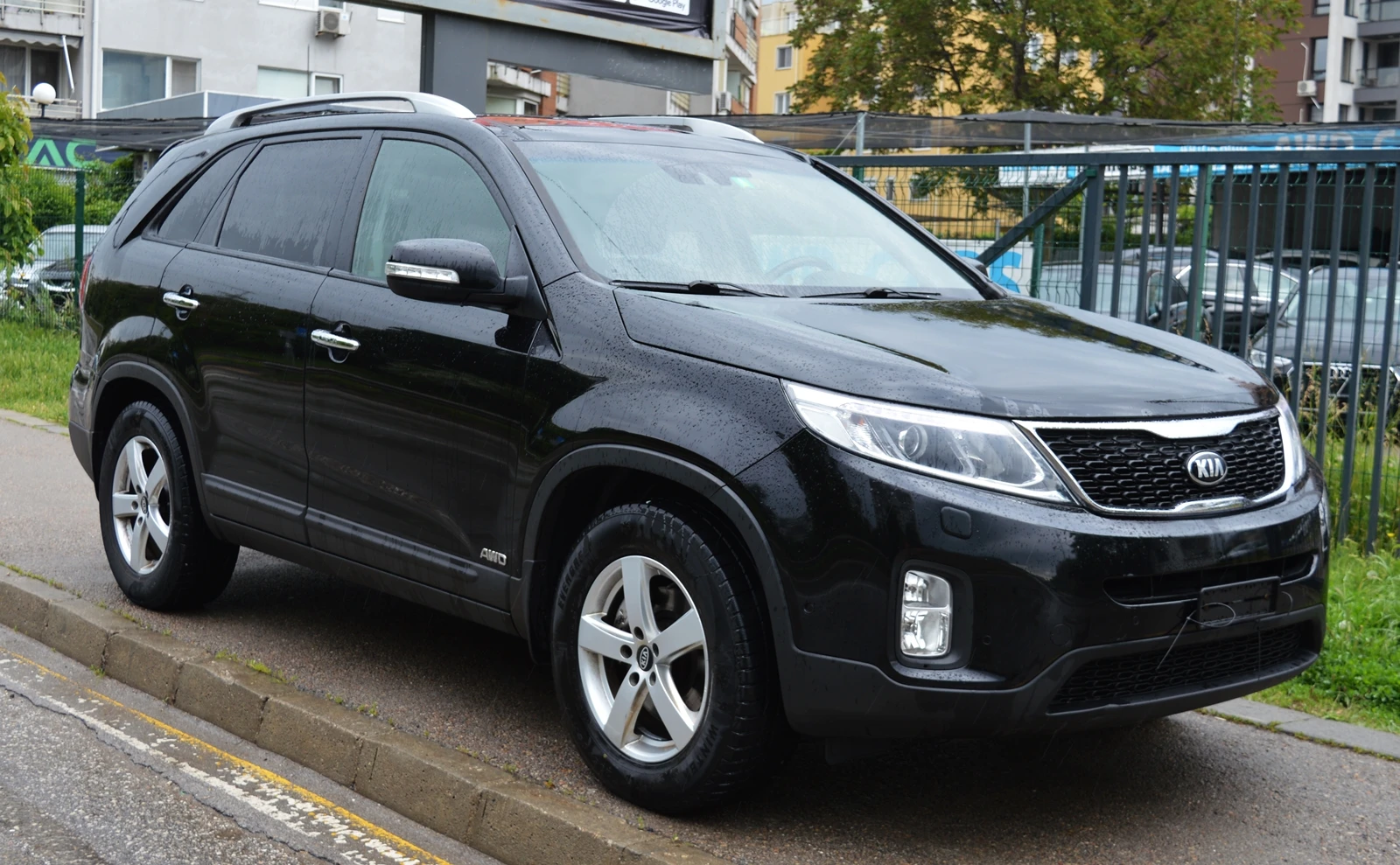 Kia Sorento 2.4i AWD - PANORAMA - FULL - ШВЕЙЦАРИЯ - изображение 3