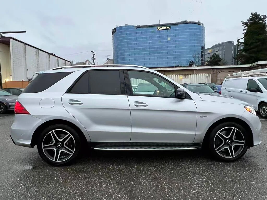 Mercedes-Benz GLE 43 AMG * AMG Line * HeadUp * * AвтоКредит* (ЦЕНА ДО БГ) - изображение 8