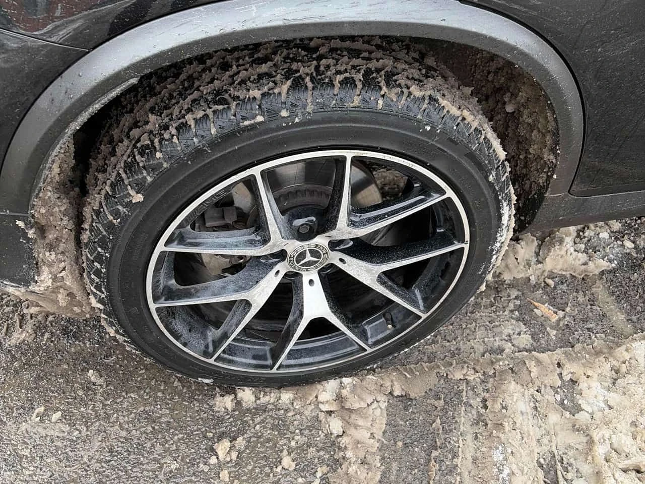 Mercedes-Benz GLC 300 4MATIC AMG Line | PANO | 360 | KEYLESS | CARFAX | Mobile.bg � ����������� 16