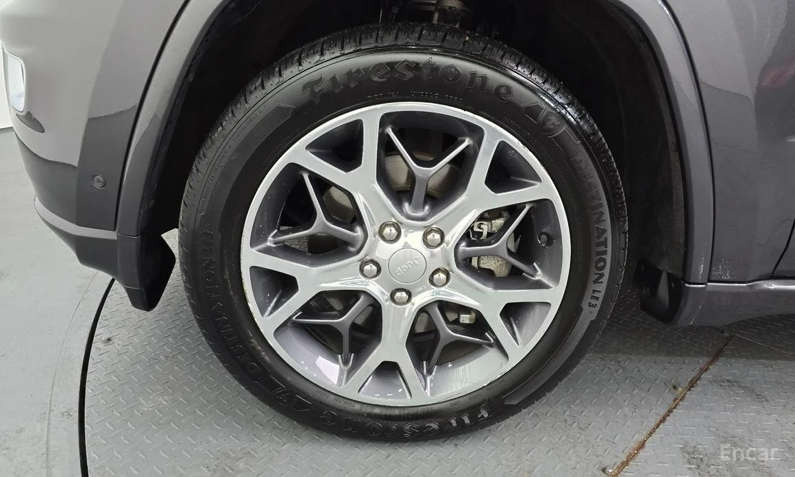 Jeep Grand cherokee, снимка 5 - Автомобили и джипове - 53841315