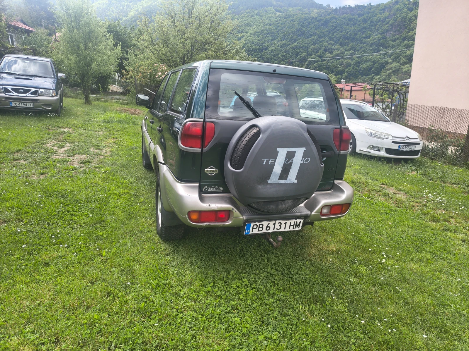 Nissan Terrano 2.7 125, снимка 4 - Автомобили и джипове - 54573756