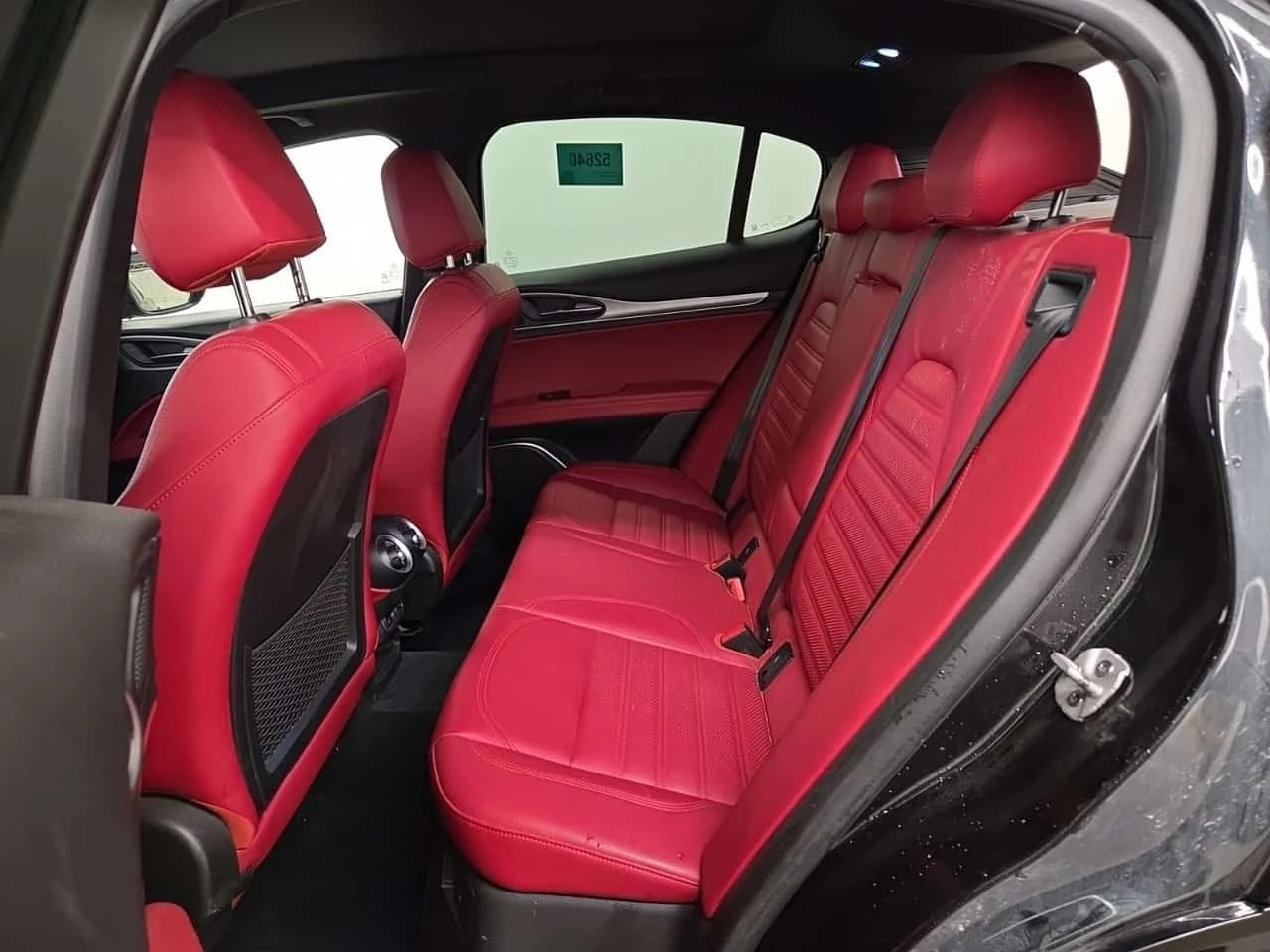 Alfa Romeo Stelvio * TI SPORT * АВТОКРЕДИТ БЕЗ ПЪРВОНАЧАЛНА ВНОСКА* , снимка 12 - Автомобили и джипове - 54920711