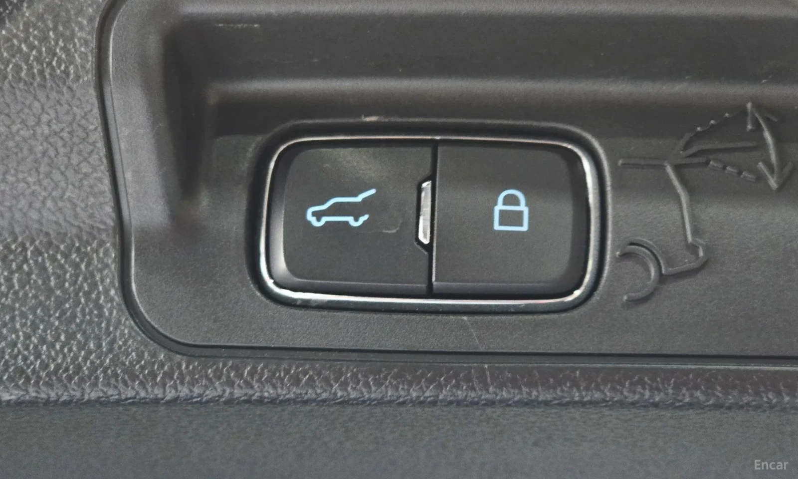 Ford Explorer  2.3 4WD, снимка 16 - Автомобили и джипове - 55048101