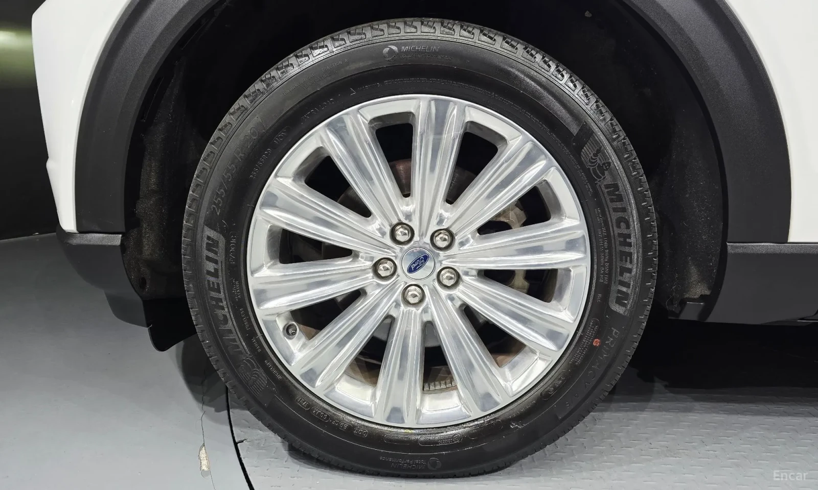 Ford Explorer  2.3 4WD, снимка 5 - Автомобили и джипове - 55048101