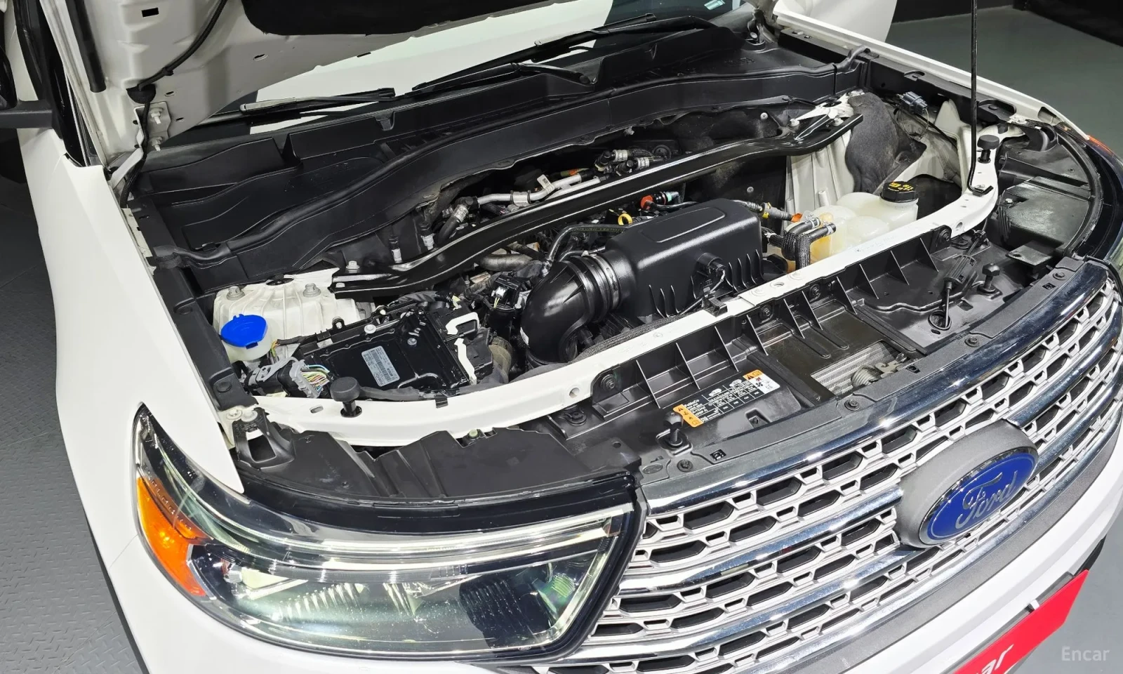 Ford Explorer  2.3 4WD, снимка 6 - Автомобили и джипове - 55048101