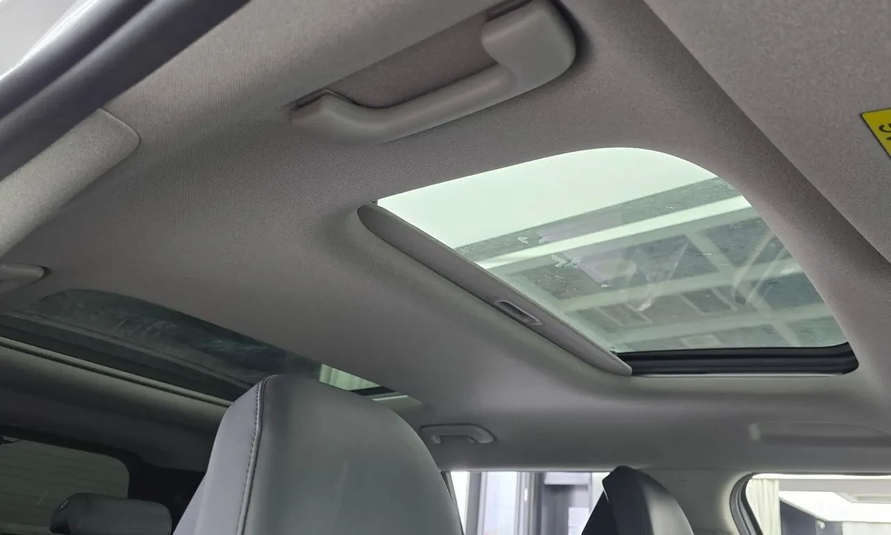 Hyundai Santa fe 2.5 AWD/ ОБДУХВАНЕ / DISRONIC / 7 МЕСТА / 2x PANO, снимка 11 - Автомобили и джипове - 55079580
