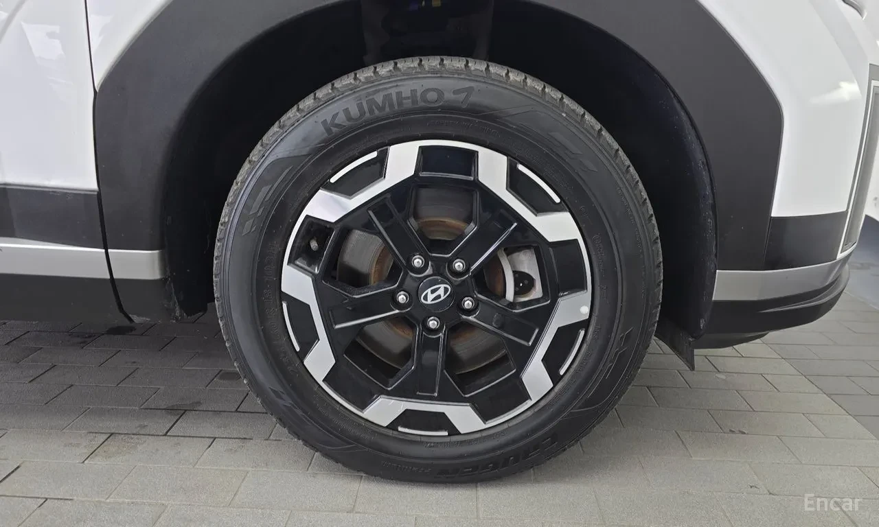 Hyundai Santa fe 2.5 AWD/ ОБДУХВАНЕ / DISRONIC / 7 МЕСТА / 2x PANO, снимка 4 - Автомобили и джипове - 55079580