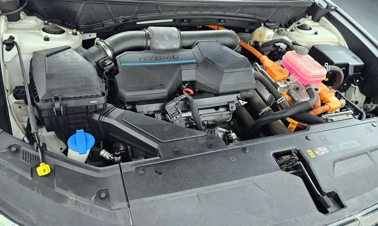Hyundai Tucson HYBRID* ОБДУХВАНЕ* ДИГИТАЛ* , снимка 3 - Автомобили и джипове - 55187554