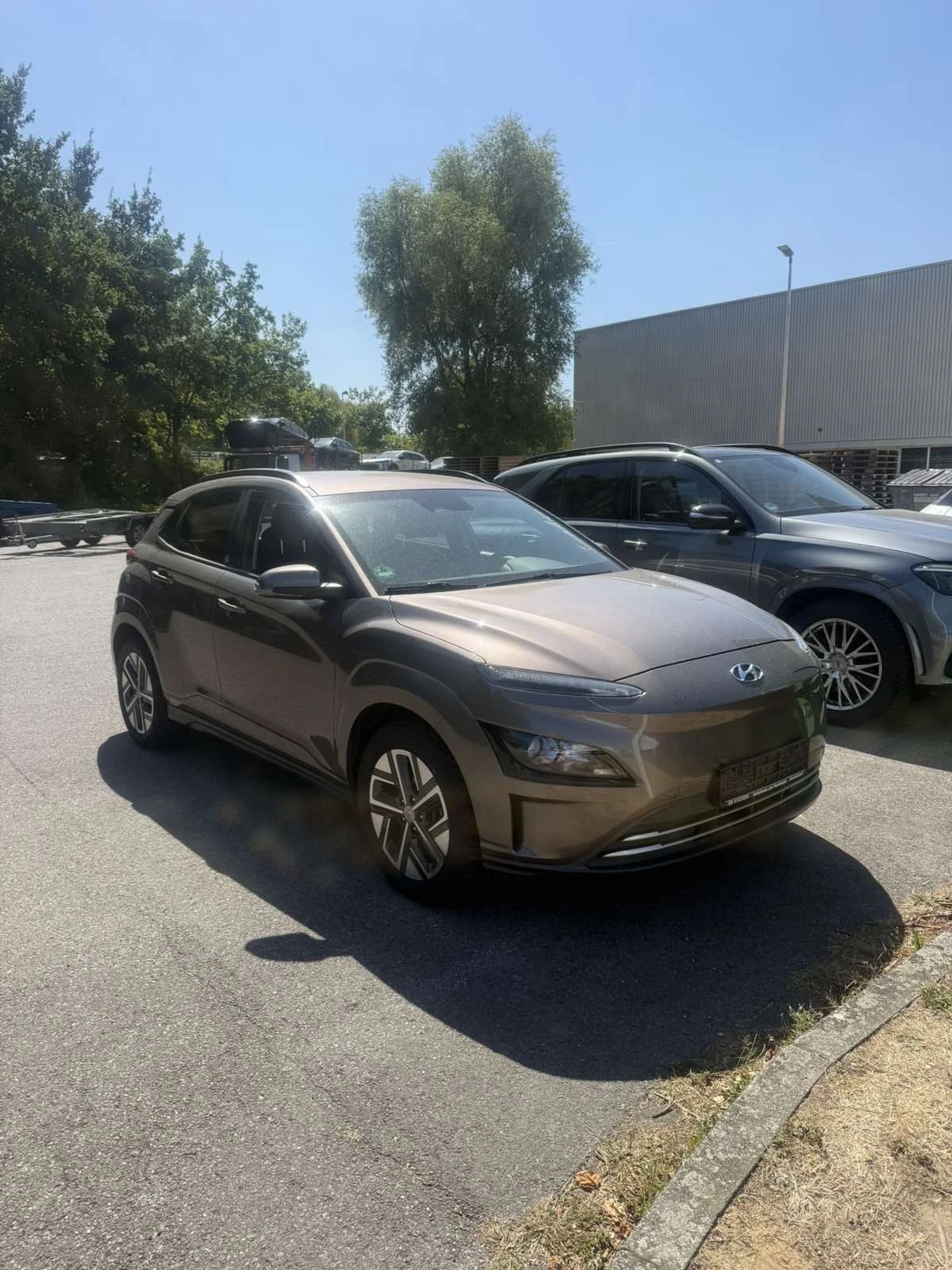 Hyundai Kona 42KWh/BLUELINK/ГАРАНЦИОННА/ТЕРМОПОМПА/SOH100%/2022, снимка 2 - Автомобили и джипове - 55358376