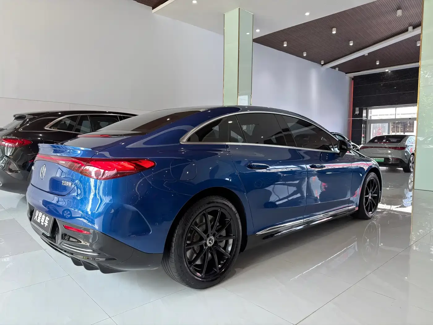 Mercedes-Benz EQE 2024* AMG PK* DIS* 360* BURMASTER* ������ ���� | Mobile.bg � ����������� 6