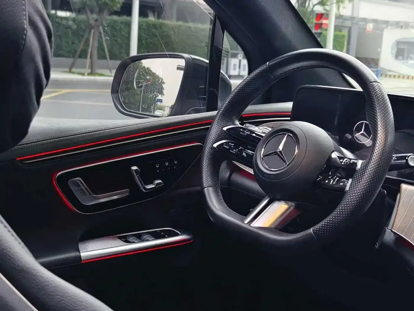 Mercedes-Benz EQE 500* 4MATIC* ��������* 360* ������ ���� | Mobile.bg � ����������� 4