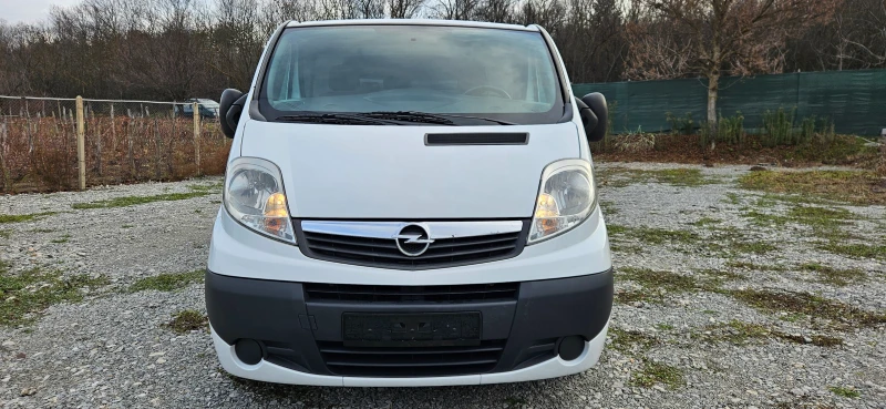 Opel Vivaro 2, 0TDI* 116kс* 2012* МАКСИ БАЗА* КЛИМАТИК* ЕВРО5*, снимка 2 - Бусове и автобуси - 48415521