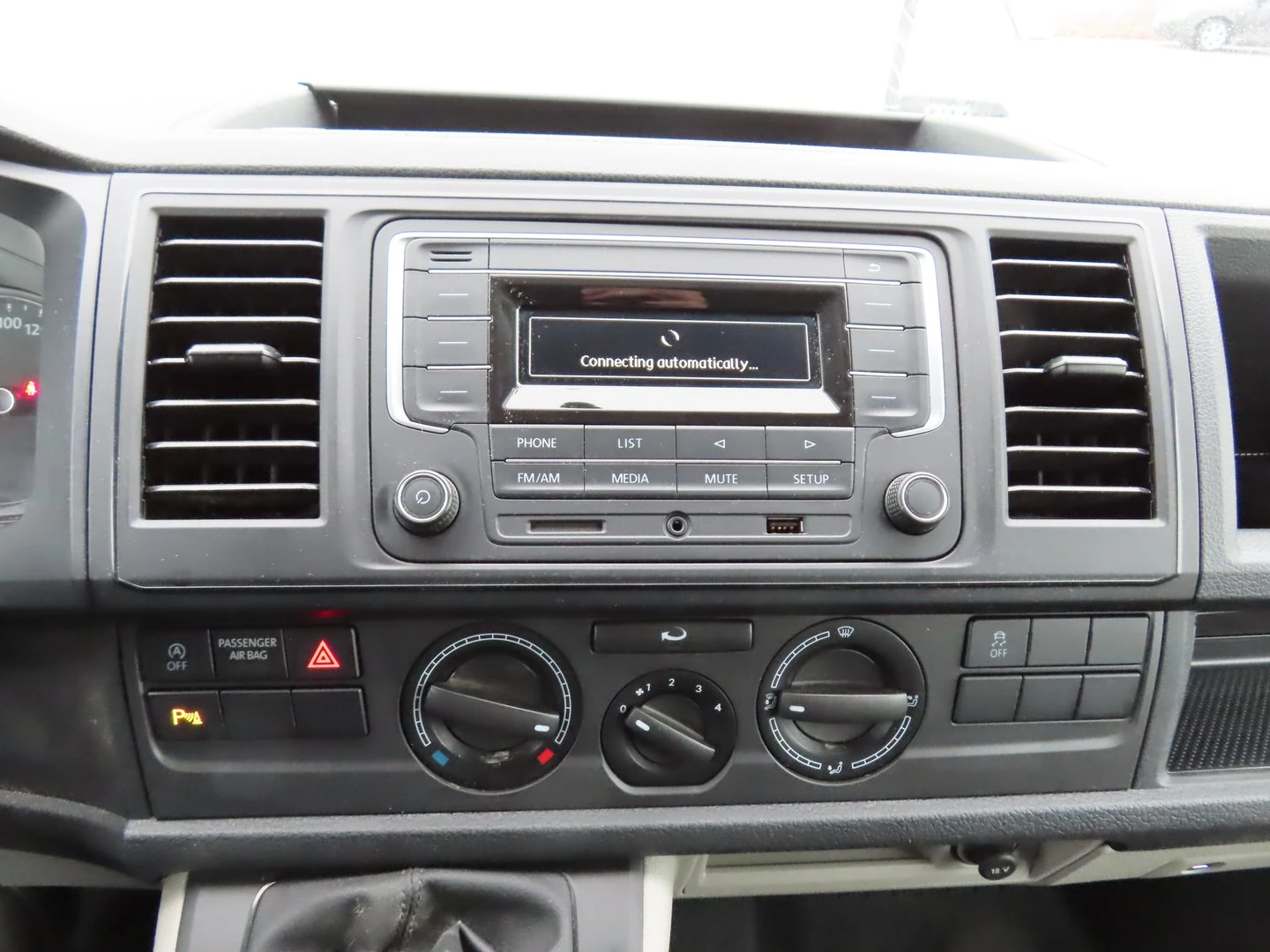 VW Transporter VW Transporter Kasten S TDI BMT 5.8 m3 - изображение 6