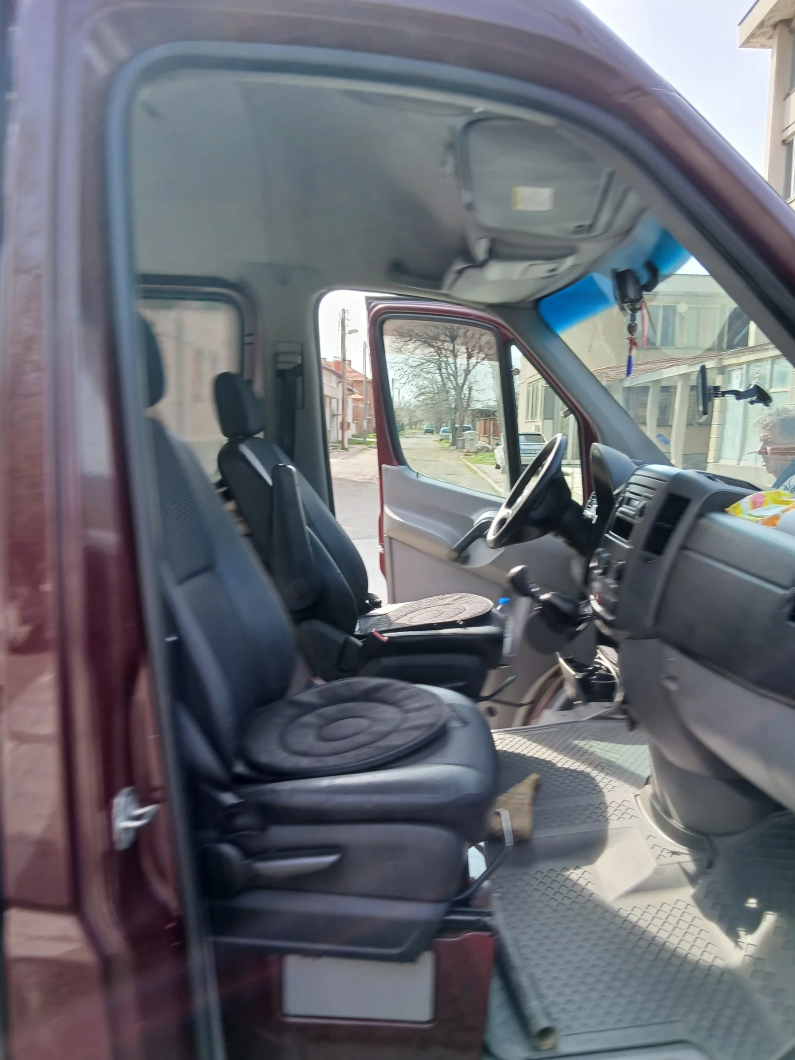 Mercedes-Benz Sprinter, снимка 9 - Бусове и автобуси - 53987027