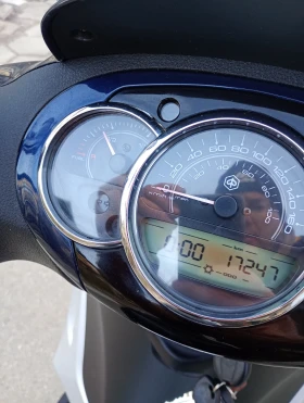 Piaggio Beverly 2013 300куб.Инжекцион, снимка 15