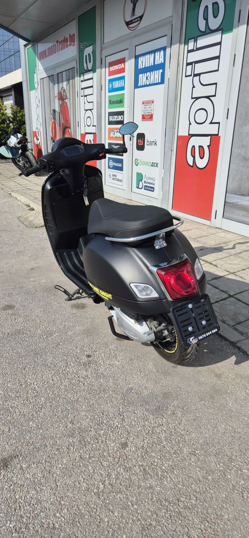 Vespa GTS Super Tech лизинг, снимка 9 - Мотоциклети и мототехника - 50081056