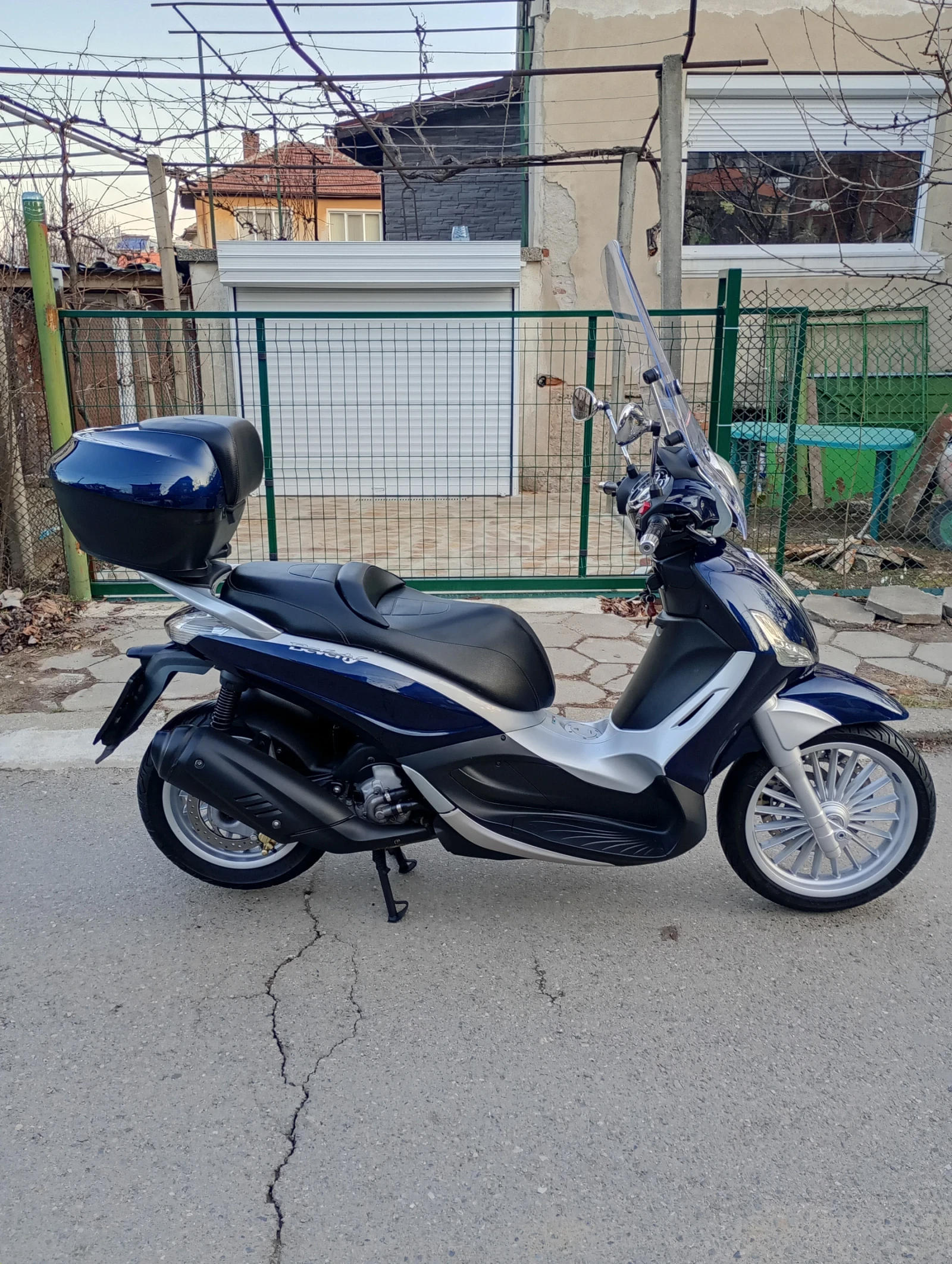 Piaggio Beverly 2013 300куб.Инжекцион - изображение 2