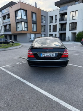 Mercedes-Benz E 320, снимка 7