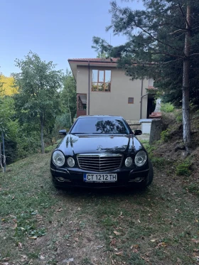  Mercedes-Benz E 320