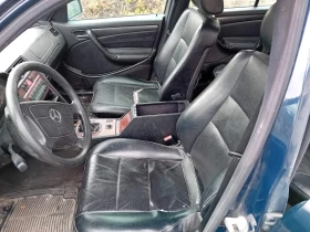 Mercedes-Benz C 220, снимка 3