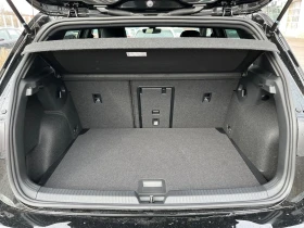 VW Golf 8 R-Line Plus 1.5 eTSI OPF DSG - 29900 € / 58479.32 лв. - 71537218 4