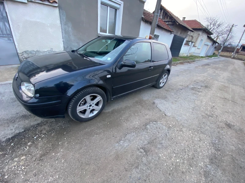 VW Golf 2.3 V5, снимка 7 - Автомобили и джипове - 47399890