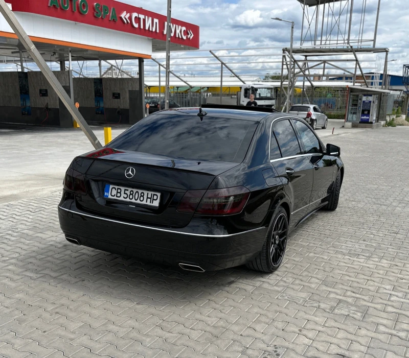 Mercedes-Benz E 350 На пружини, снимка 5 - Автомобили и джипове - 45731898