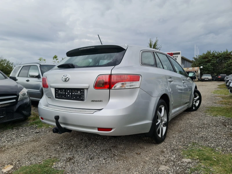 Toyota Avensis КАТО ЧИСТО НОВА, снимка 4 - Автомобили и джипове - 49319004