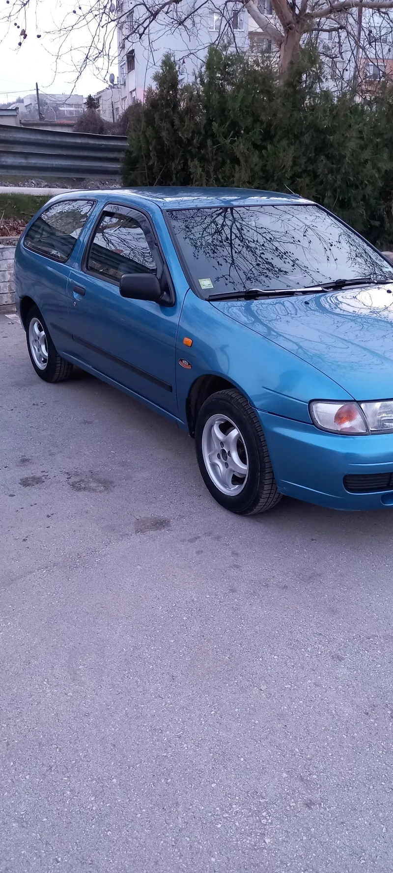 Nissan Almera 1.6i  ВЕРИГА, снимка 6 - Автомобили и джипове - 49468613