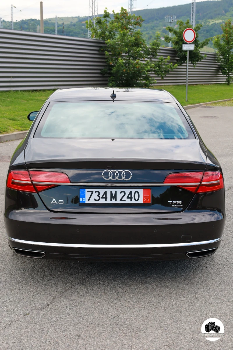 Audi A8, снимка 9 - Автомобили и джипове - 52432399