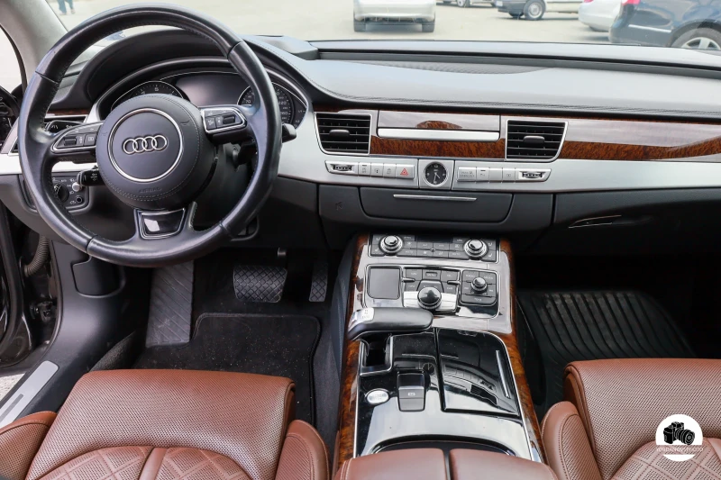 Audi A8, снимка 6 - Автомобили и джипове - 52432399