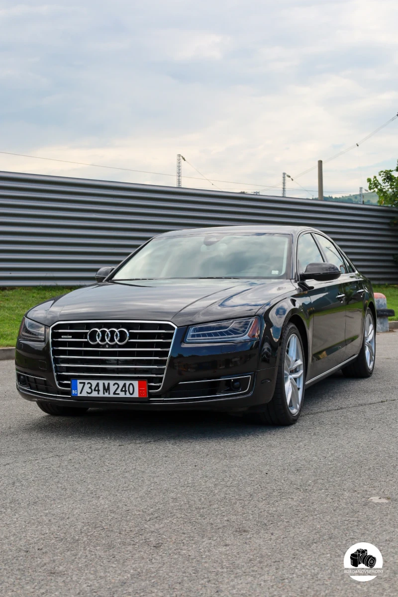 Audi A8, снимка 2 - Автомобили и джипове - 52432399