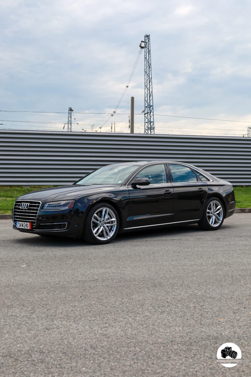 Audi A8, снимка 3 - Автомобили и джипове - 52432399