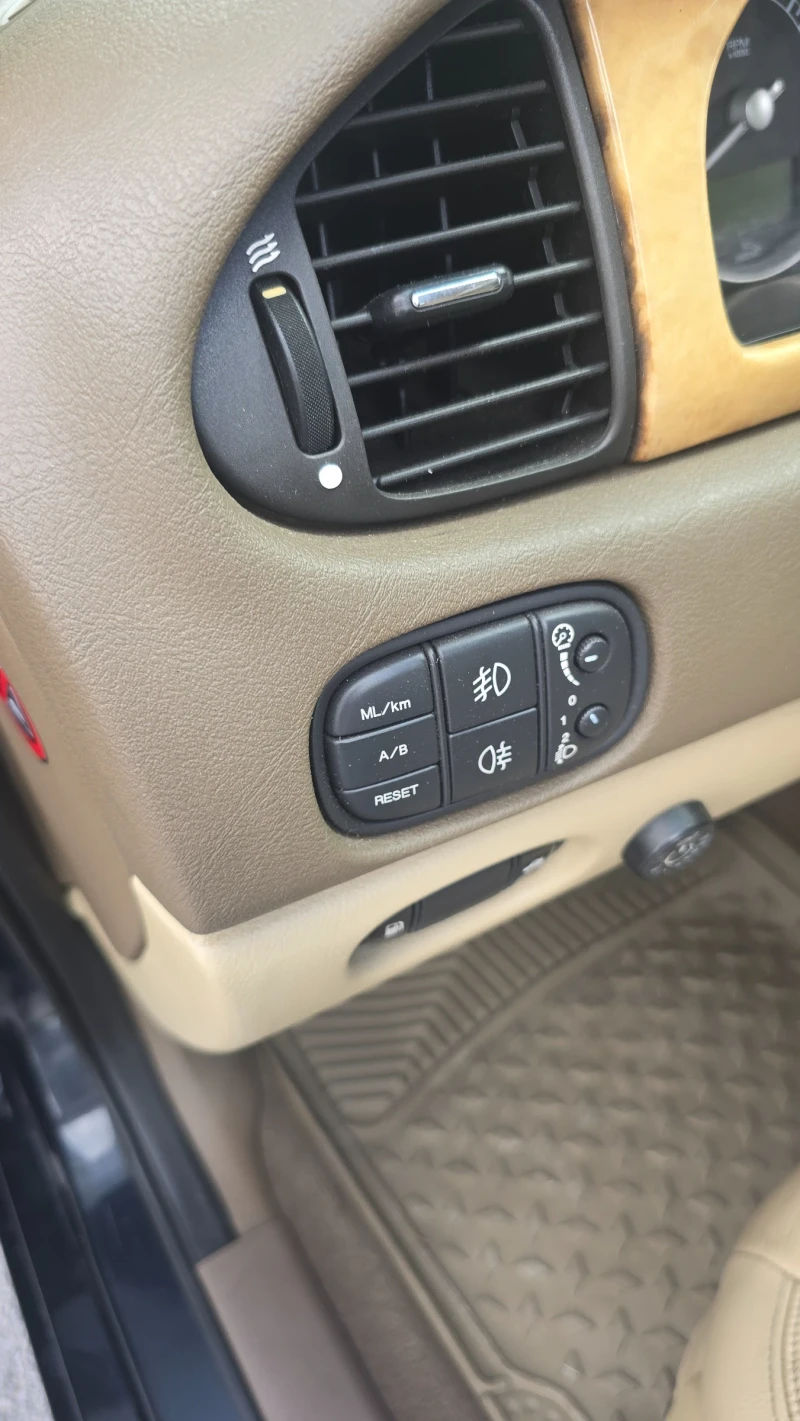 Jaguar S-type, снимка 11 - Автомобили и джипове - 52368566