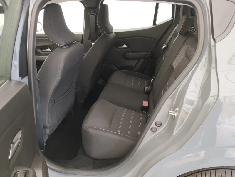 Dacia Sandero TCe90/91HP/EXPRESSION/LED/ACC/ISOFIX/275g, снимка 14 - Автомобили и джипове - 51605646