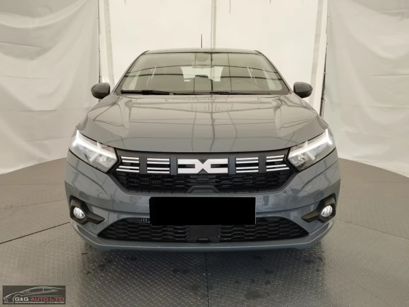 Dacia Sandero TCe90/91HP/EXPRESSION/LED/ACC/ISOFIX/275g, снимка 2 - Автомобили и джипове - 51605646