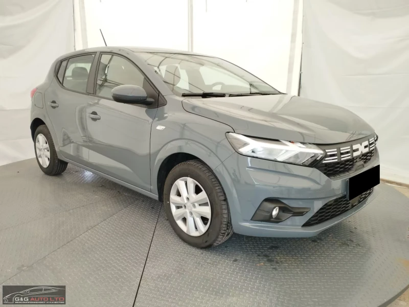 Dacia Sandero TCe90/91HP/EXPRESSION/LED/ACC/ISOFIX/275g, снимка 4 - Автомобили и джипове - 51605646